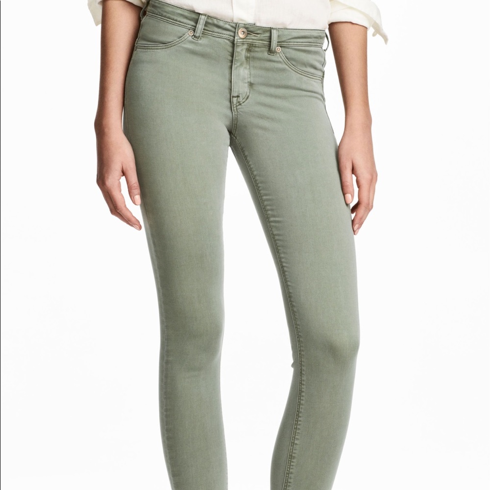 H&M feather soft low rise jeggings